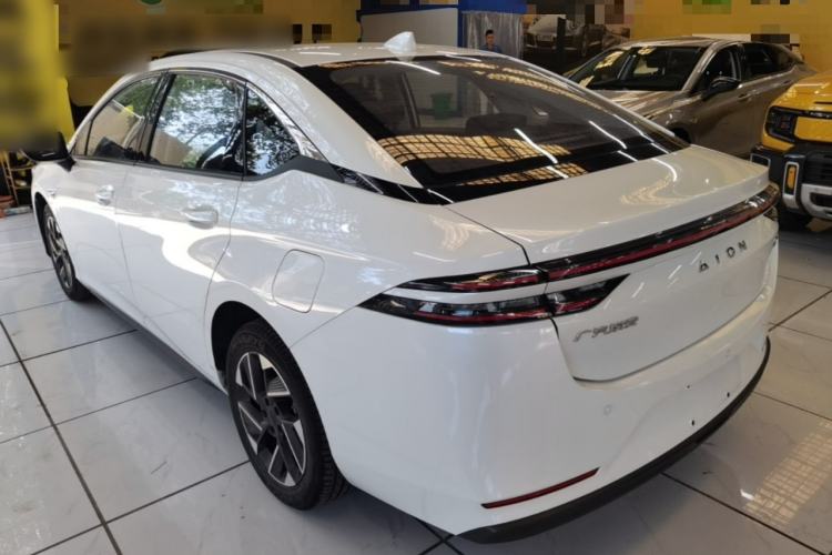 Used AION S Plus 2025 Travel Edition 53.241 kWh Rear Left 45 Deg