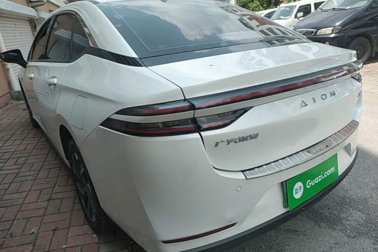 Used AION S Plus 2025 Travel Edition 53.241 kWh Rear Left 45 Deg