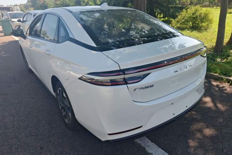 Used AION S Plus 2025 Travel Edition 53.241 kWh Rear Left 45 Deg