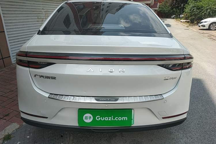 Used AION S Plus 2025 Travel Edition 53.241 kWh Rear