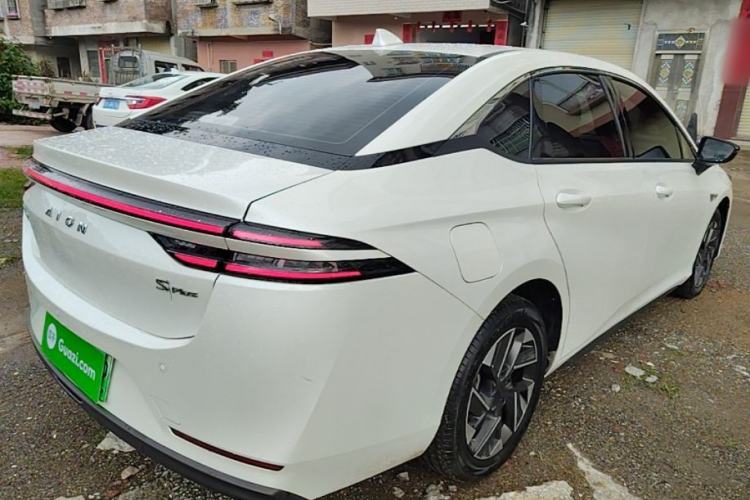 Used AION S Plus 2025 Travel Edition 53.241 kWh Rear Right 45 Deg