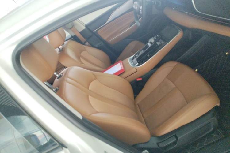 Used AION S Plus 2025 Comfort Version 53.241 kWh Right Front Seat