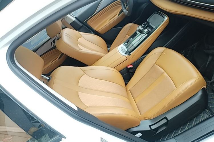 Used AION S Plus 2025 Comfort Version 53.241 kWh Right Front Seat
