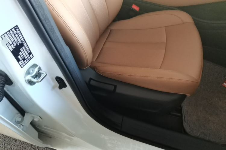 Used AION S Plus 2025 Comfort Version 53.241 kWh Right Front Seat