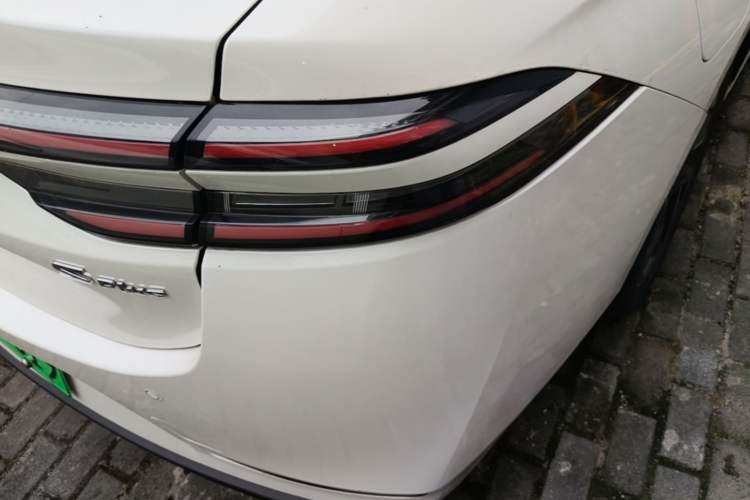 Used AION S Plus 2025 Comfort Version 53.241 kWh Right Rear Taillight