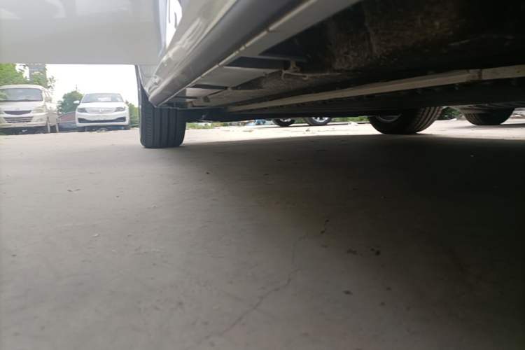 Used AION S Plus 2025 Comfort Version 52.998 kWh Right Side Sill