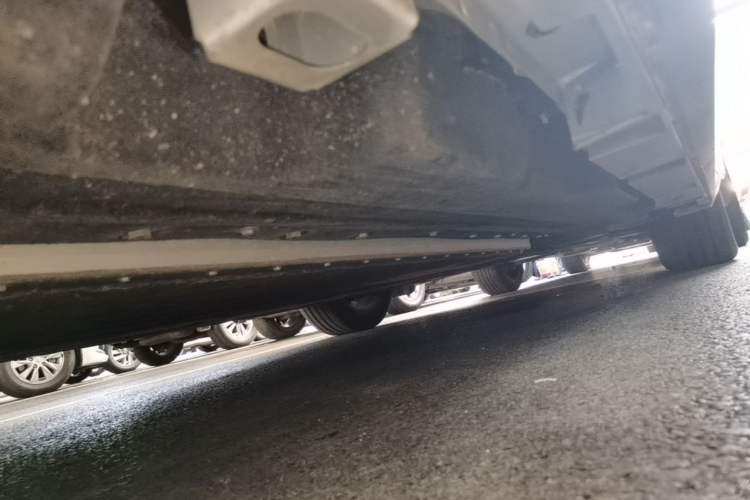 Used AION S Plus 2025 Comfort Version 53.241 kWh Right Side Sill