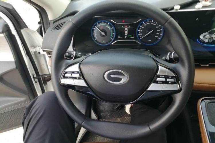 Used AION S Plus 2025 Travel Edition 52.998 kWh Steering Wheel