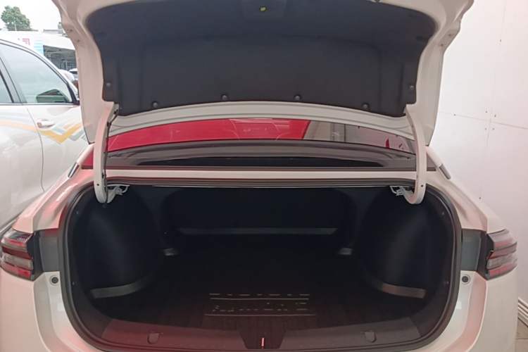 Used AION S Plus 2025 Comfort Version 53.241 kWh Trunk
