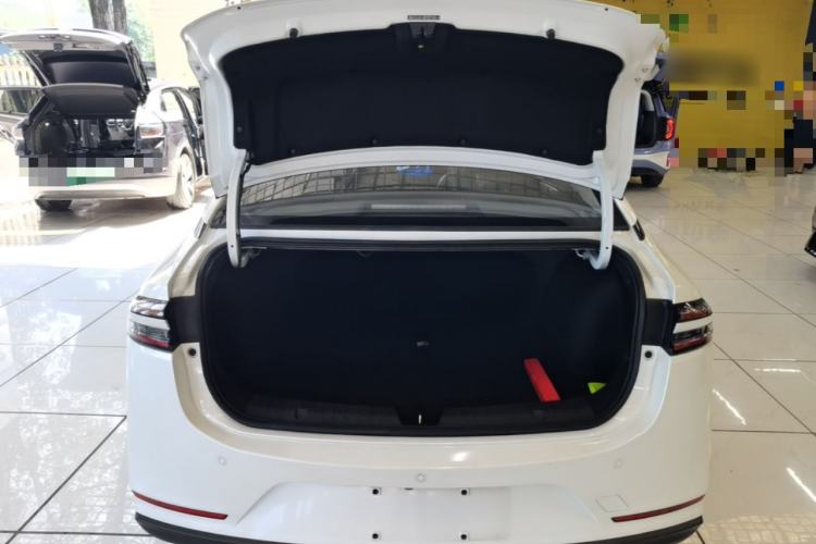 Used AION S Plus 2025 Travel Edition 53.241 kWh Trunk