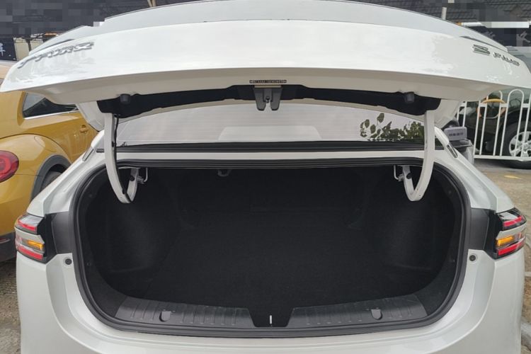 Used AION S Plus 2025 Comfort Version 53.241 kWh Trunk