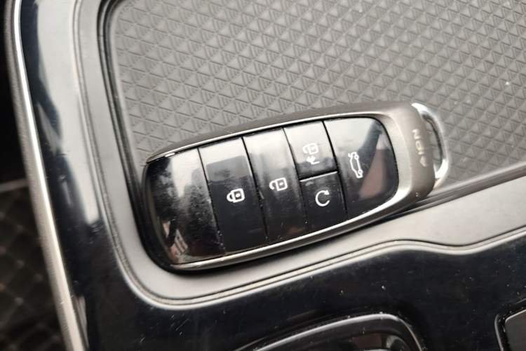 Used AION S Plus 2025 Comfort Version 53.241 kWh Vehicle Key