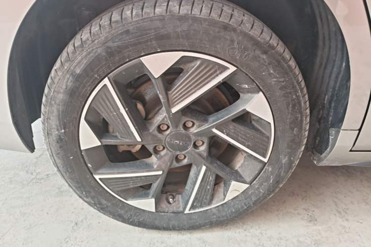 Used AION S Plus 2025 Travel Edition 53.241 kWh Exterior 5