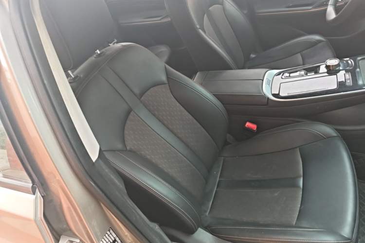 Used AION S Plus 2025 Travel Edition 53.241 kWh Right Front Seat