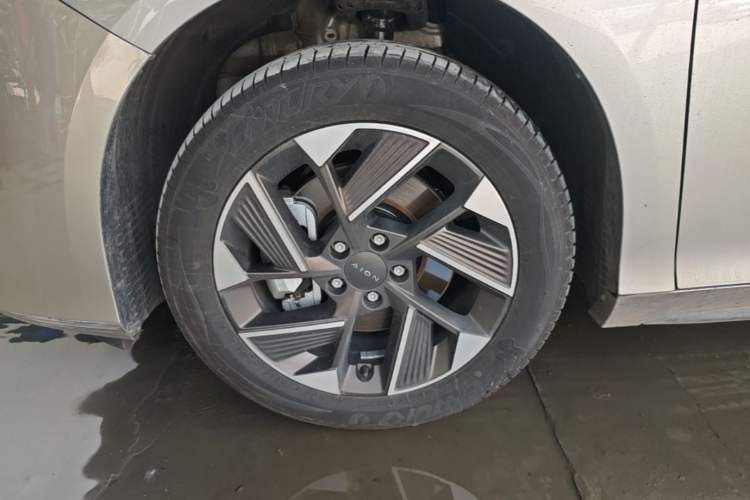 Used AION S Plus 2026 Model Comfort Edition Left Front Wheel Hub