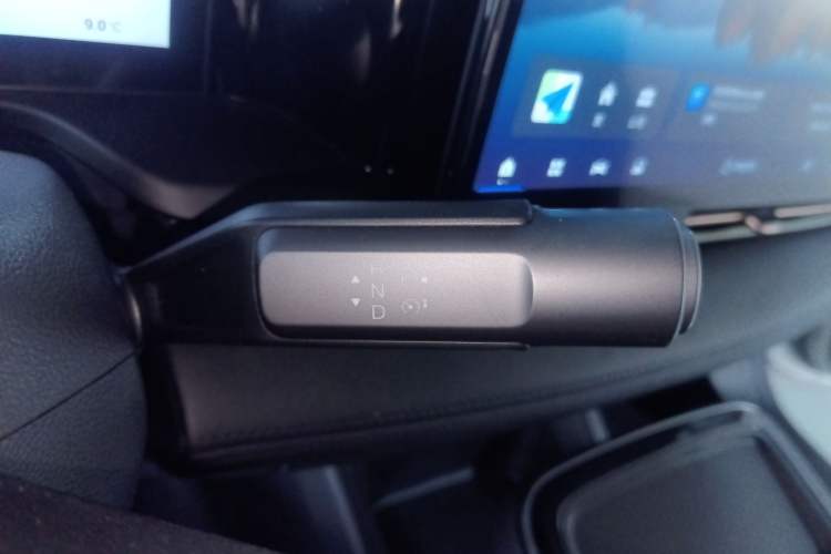 Used AION S Plus 2026 Model Luxury Edition Gear Lever