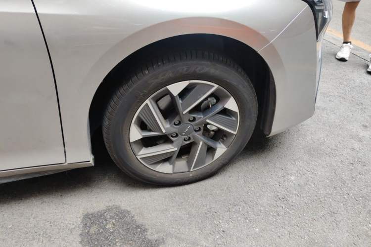Used AION S Plus 2026 Model Luxury Edition Right Front Wheel Hub