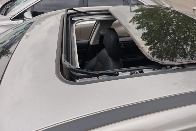 Used AION S Plus 2026 Model Comfort Edition Roof
