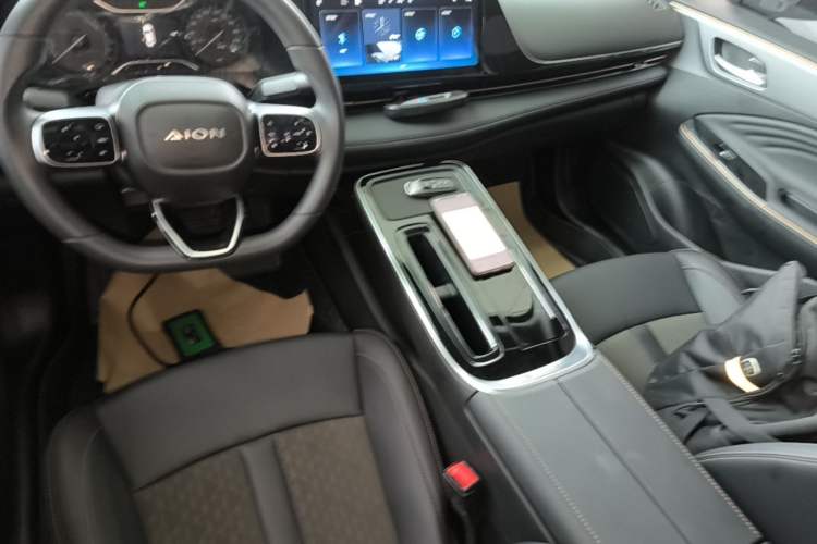 Used AION S Plus 2026 Model Comfort Edition Audio And AC Panel