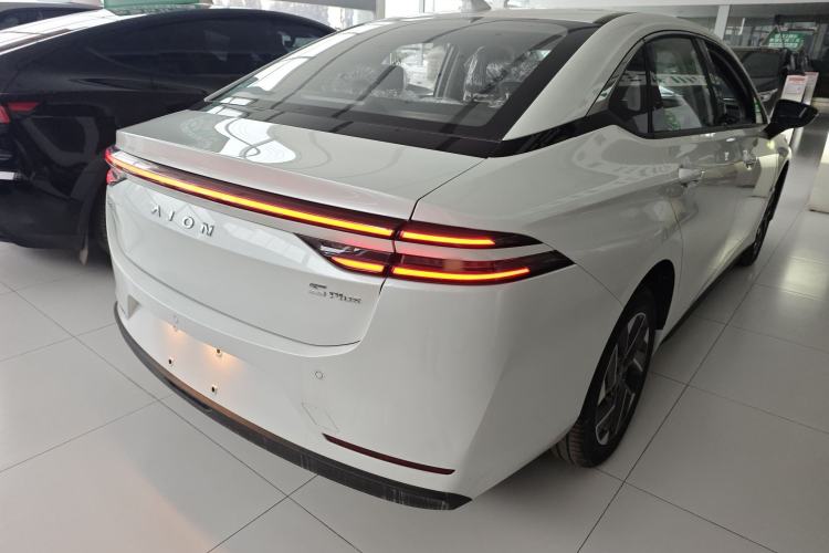 Used AION S Plus 2026 Model Comfort Edition Exterior 5