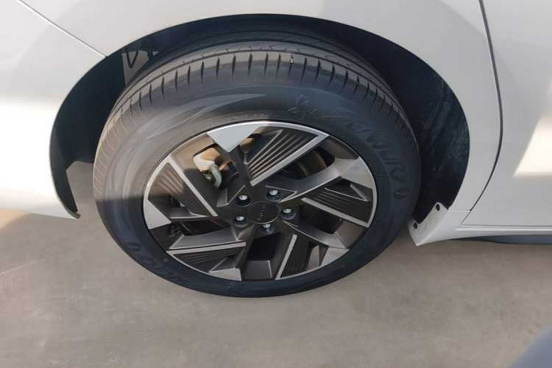 Used AION S Plus 2026 Model Luxury Edition Exterior 5