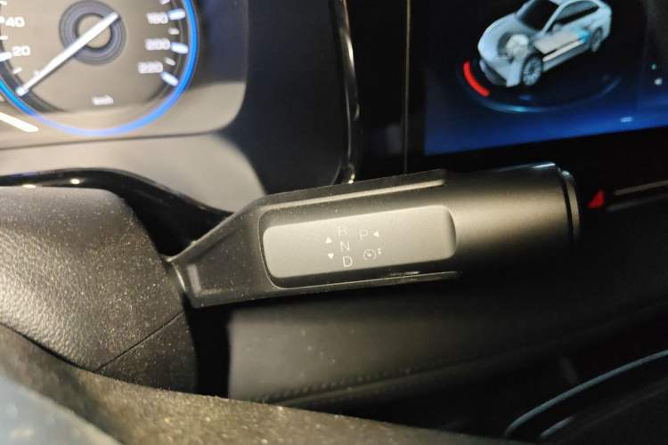 Used AION S Plus 2026 Model Comfort Edition Gear Lever