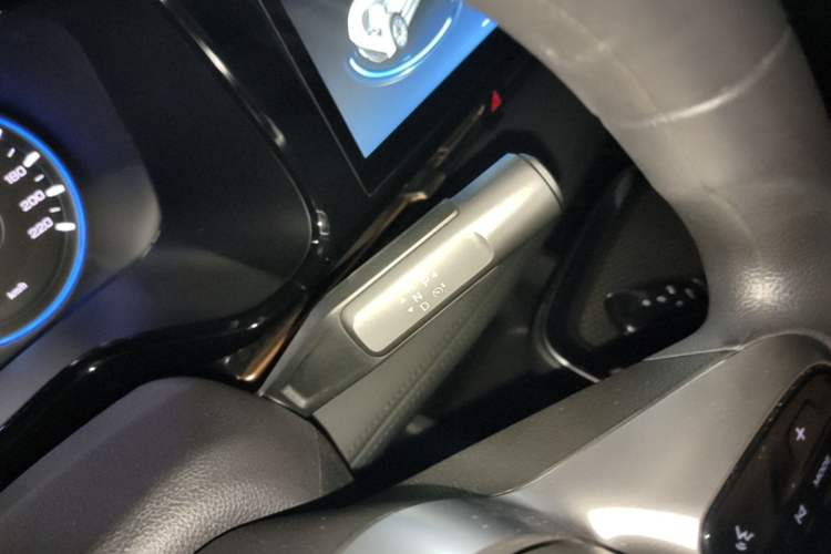 Used AION S Plus 2026 Model Comfort Edition Gear Lever