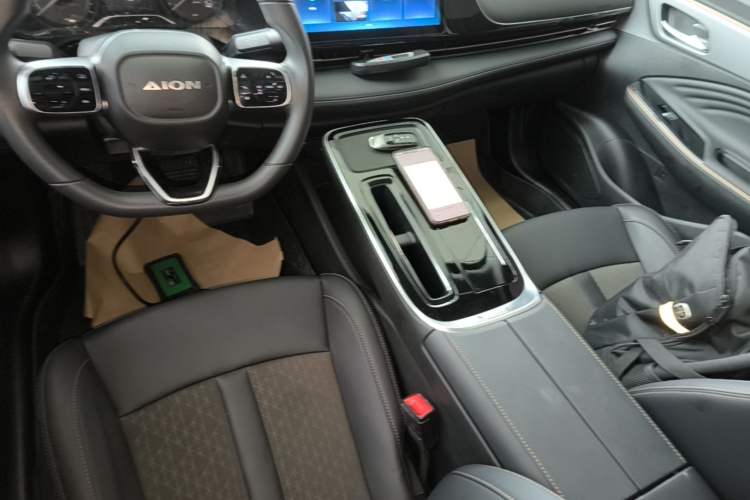 Used AION S Plus 2026 Model Comfort Edition Gear Lever