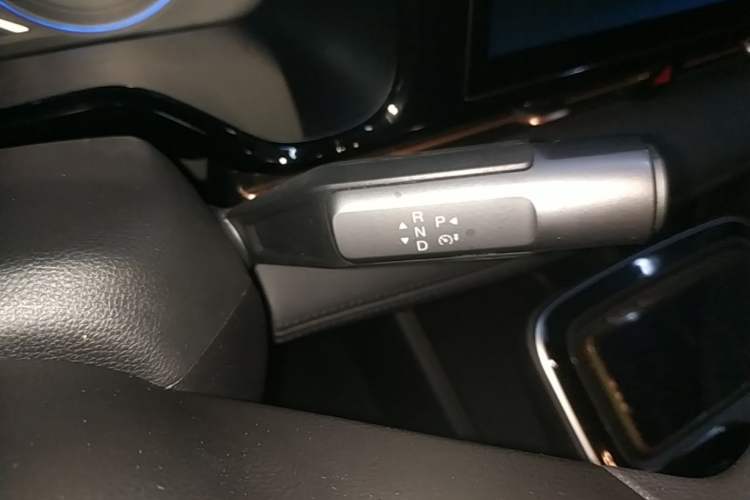 Used AION S Plus 2026 Model Comfort Edition Gear Lever