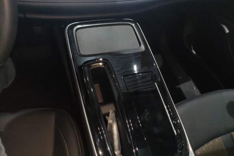 Used AION S Plus 2026 Model Luxury Edition Gear Lever
