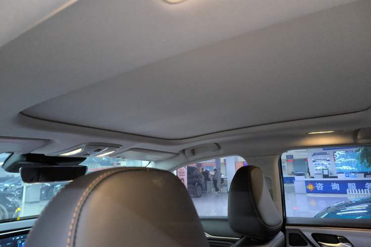 Used AION S Plus 2026 Model Comfort Edition Headliner