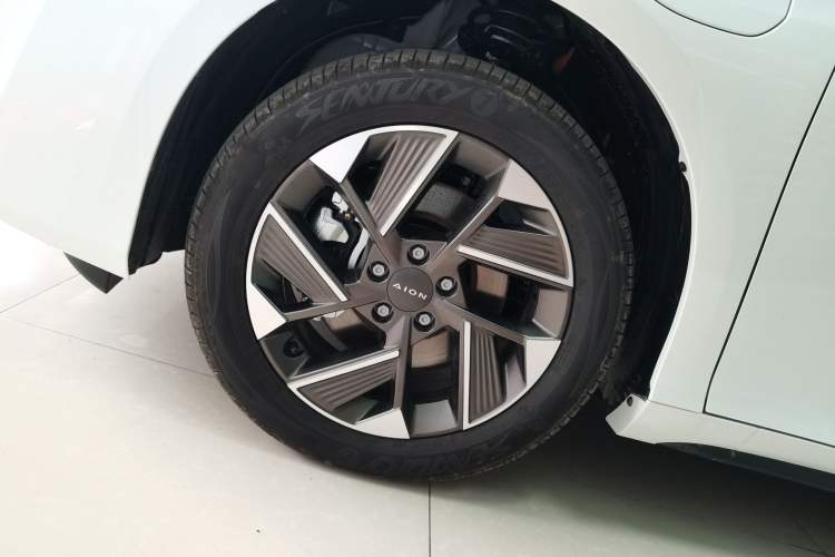 Used AION S Plus 2026 Model Comfort Edition Left Front Wheel Hub