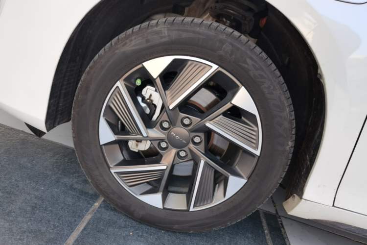 Used AION S Plus 2026 Model Comfort Edition Left Front Wheel Hub