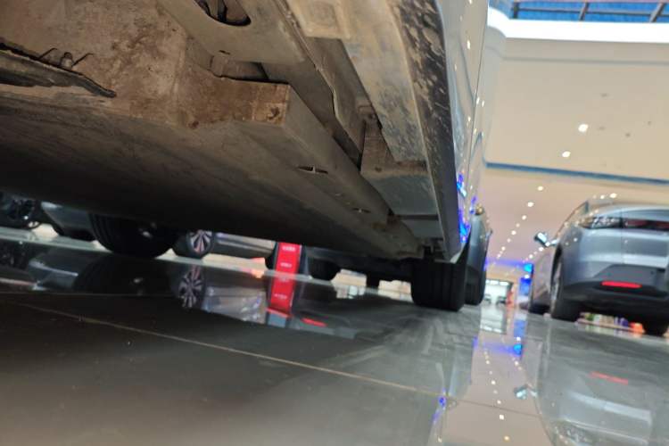 Used AION S Plus 2026 Model Comfort Edition Left Side Sill