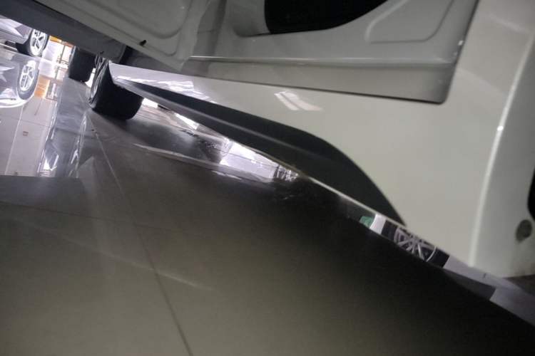 Used AION S Plus 2026 Model Comfort Edition Left Side Sill