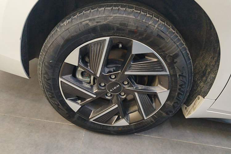 Used AION S Plus 2026 Model Luxury Edition Right Rear Wheel Hub