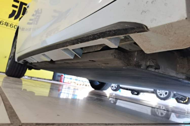 Used AION S Plus 2026 Model Comfort Edition Right Side Sill