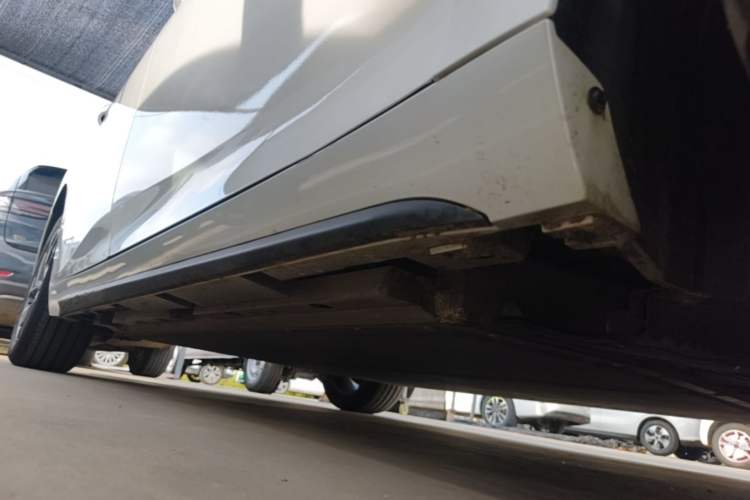 Used AION S Plus 2026 Model Luxury Edition Right Side Sill