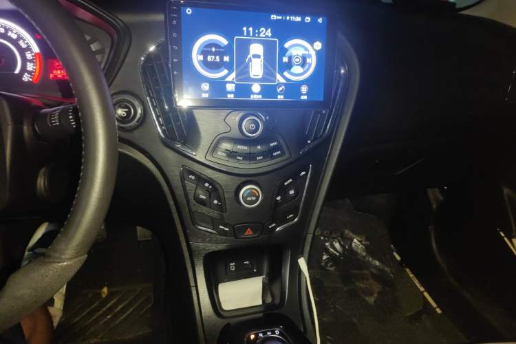 Used AION Trumpchi GA3S PHEV 2017 1.5L Elite Edition Audio And AC Panel