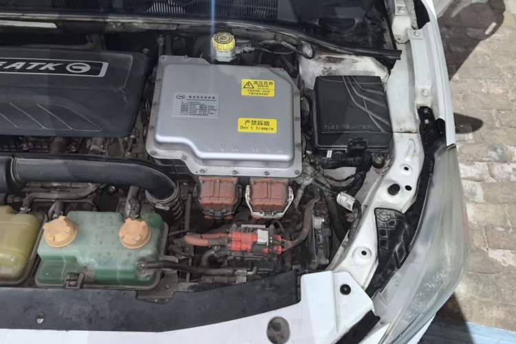 Used AION Trumpchi GA3S PHEV 2017 1.5L Prestige Edition Engine Bay Left