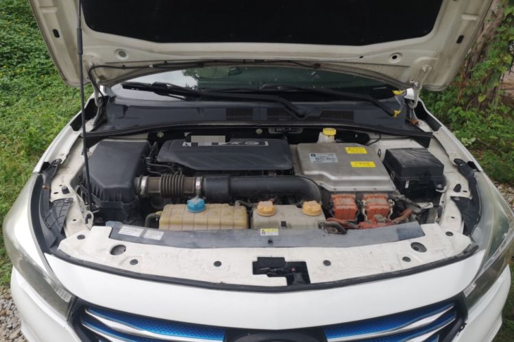 Used AION Trumpchi GA3S PHEV 2017 1.5L Elite Edition Engine Bay