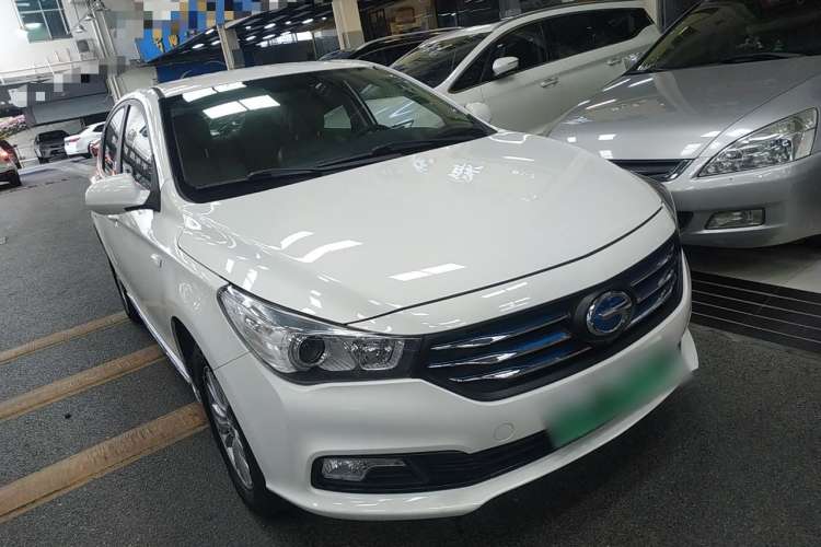 Used AION Trumpchi GA3S PHEV 2017 1.5L Elite Edition Front Right 45 Deg