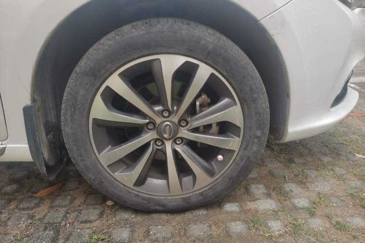 Used AION Trumpchi GA3S PHEV 2017 1.5L Prestige Edition Right Front Wheel Hub