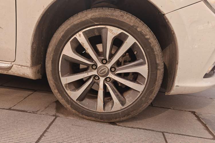 Used AION Trumpchi GA3S PHEV 2017 1.5L Prestige Edition Right Front Wheel Hub