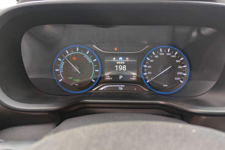 Used AION Trumpchi GE3 2017 310 Smart Edition Odometer Close Up