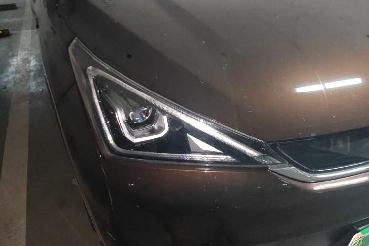 Used AION Trumpchi GE3 2017 310 Prestige Edition Right Front Headlight