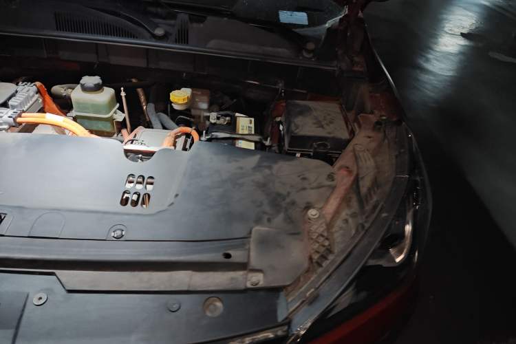 Used AION Trumpchi GE3 2017 310 Prestige Edition Engine Bay Left
