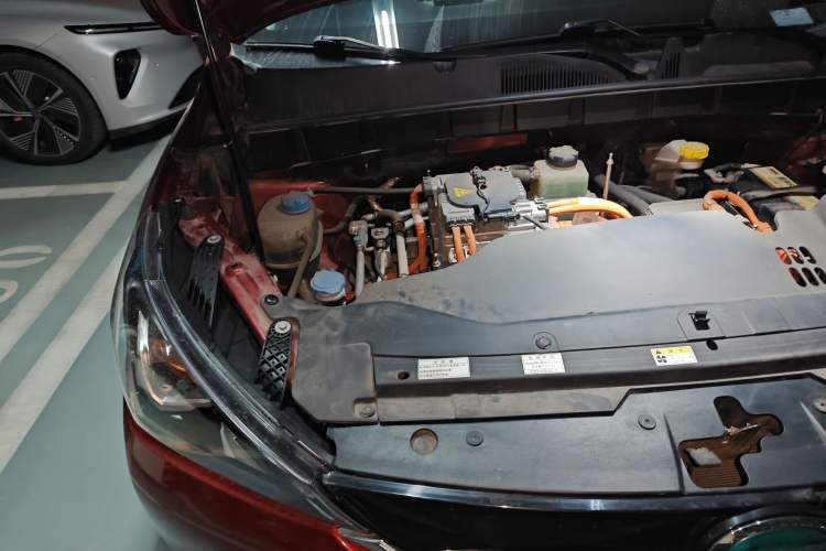Used AION Trumpchi GE3 2017 310 Prestige Edition Engine Bay Right