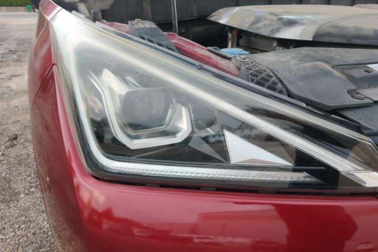 Used AION Trumpchi GE3 2017 310 Smart Edition Right Front Headlight