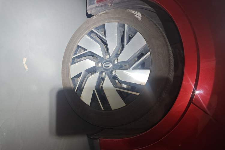 Used AION Trumpchi GE3 2017 310 Prestige Edition Right Front Wheel Hub
